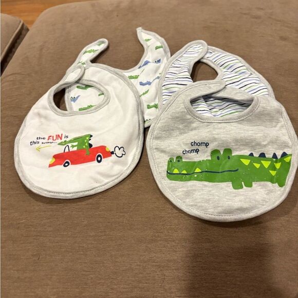 Colorful Baby Bib Set with Fun Designs - Picture 1 of 5